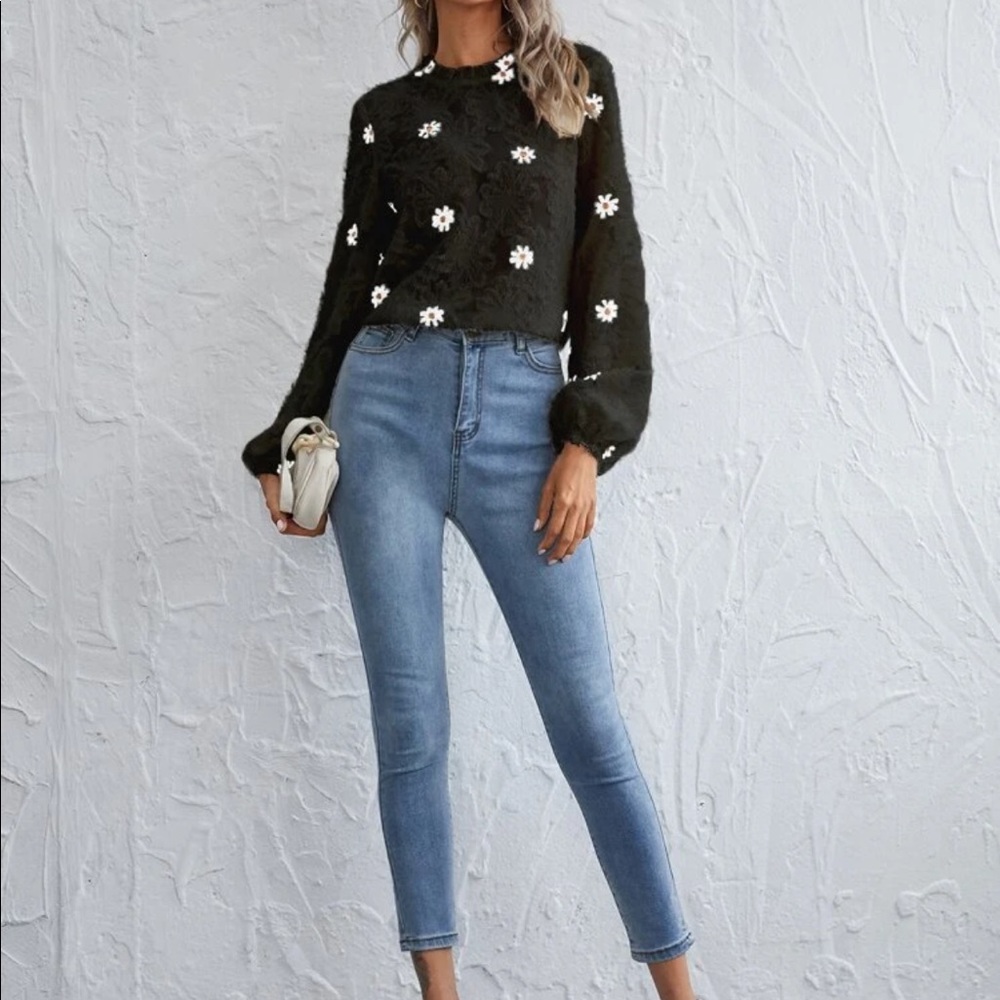 Boho fuzzy floral embroidered frill neckline long sleeve blouse - Picture 8 of 10